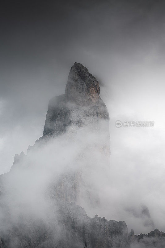 Passo Rolle Landscape, Dolomites，意大利